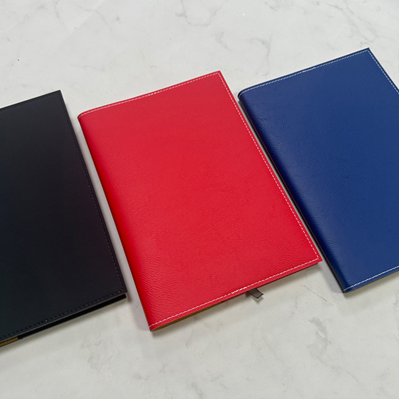 Laserbares, austauschbares Notizbuch aus Kunstleder