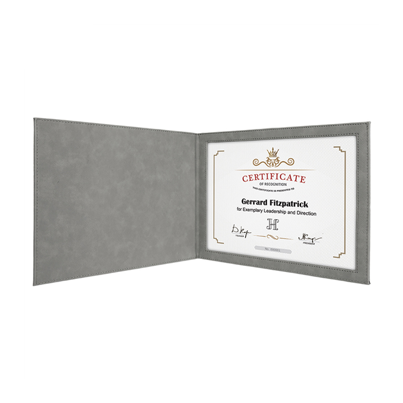 Inhaber eines Zertifikats für laserbares Kunstleder Inhaber eines Zertifikats für laserbares Kunstleder