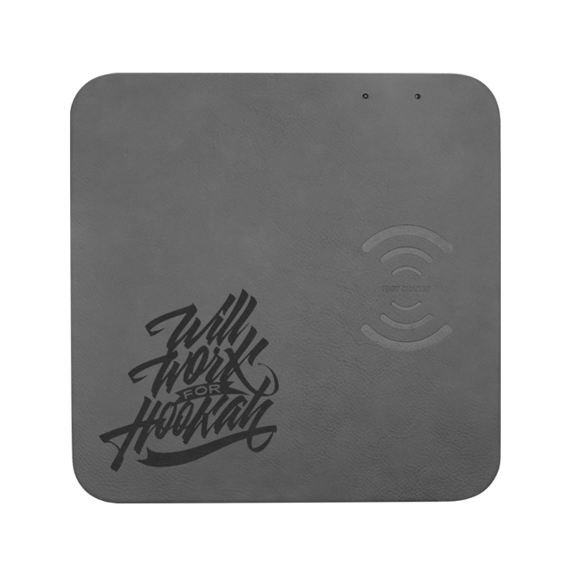 Laserbare Handy-Ladematte aus Kunstleder Laserbare Handy-Ladematte aus Kunstleder