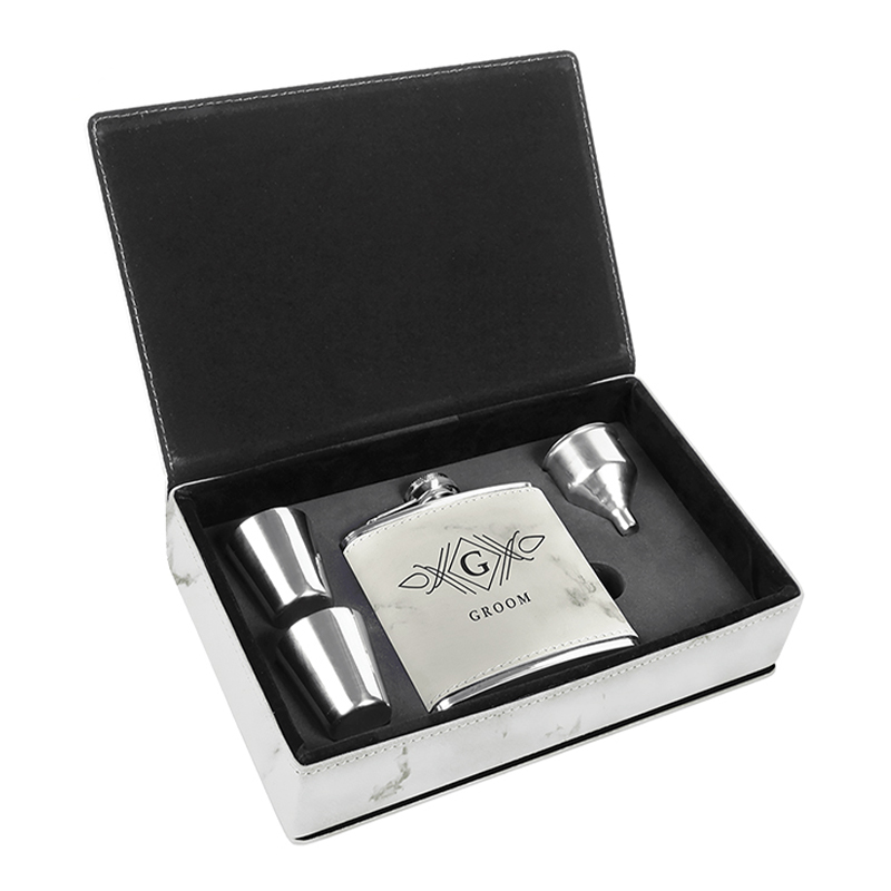 Kunstleder-Flaschen-Sets Kunstleder-Flaschen-Sets