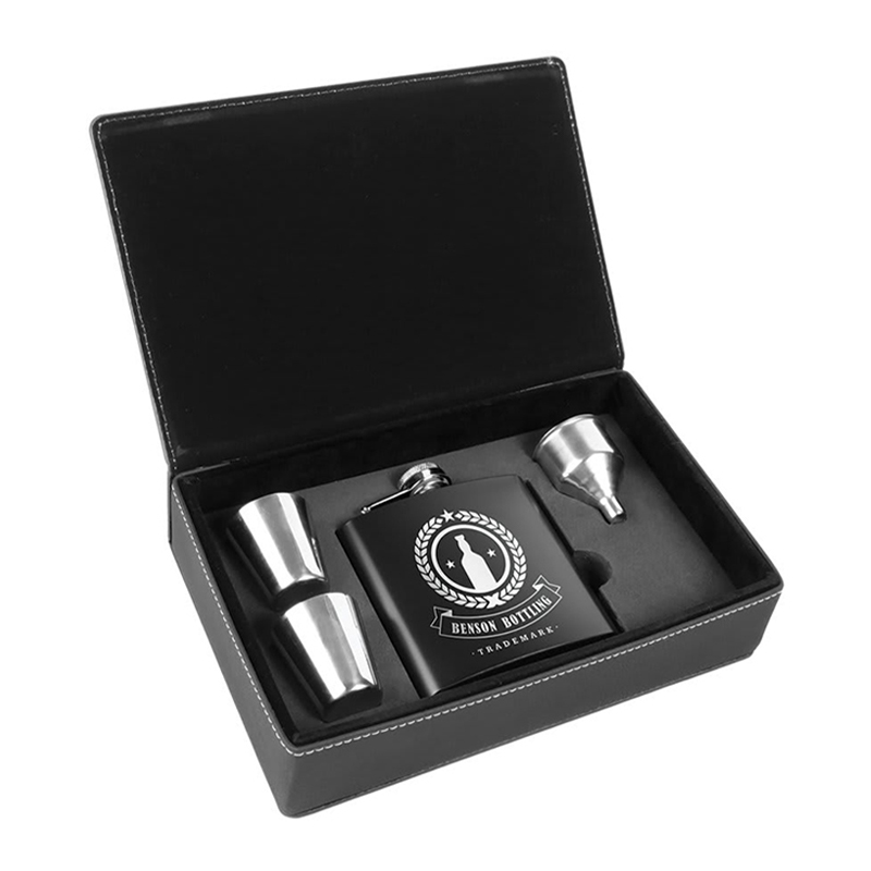 Kunstleder-Flaschen-Sets Kunstleder-Flaschen-Sets