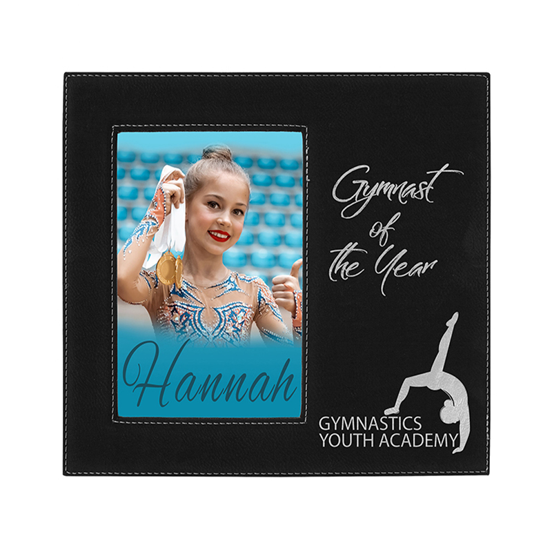 4' x 6' Kunstleder-Fotorahmen mit 4 1/4' x 7 7/8' Gravurbereich 4' x 6' Kunstleder-Fotorahmen mit 4 1/4' x 7 7/8' Gravurbereich