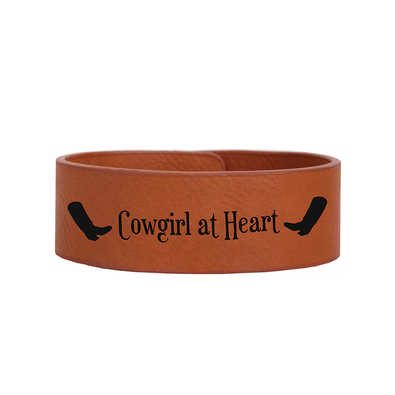 9 1/2' x 1' laserbares Kunstlederarmband 9 1/2' x 1' laserbares Kunstlederarmband