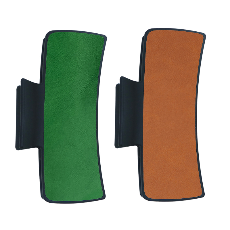 Laserbarer Haarclip aus Kunstleder Laserbarer Haarclip aus Kunstleder