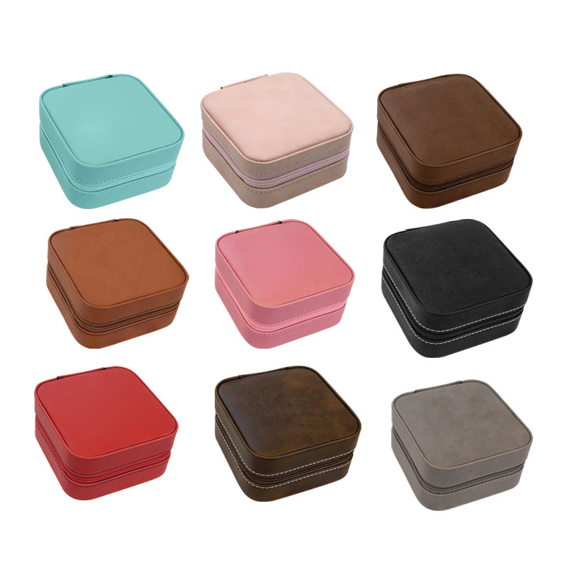 4×4 Laserbare Reiseschmuckbox aus Kunstleder mit schwarzem Futter 4×4 Laserbare Reiseschmuckbox aus Kunstleder mit schwarzem Futter