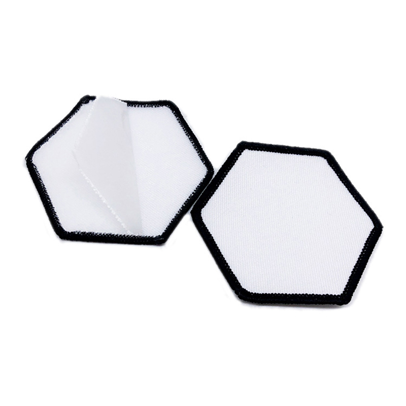 3 x 3 Zoll große quadratische Sublimations-Kunstlederaufnäher mit Klebstoff 3 x 3 Zoll große quadratische Sublimations-Kunstlederaufnäher mit Klebstoff