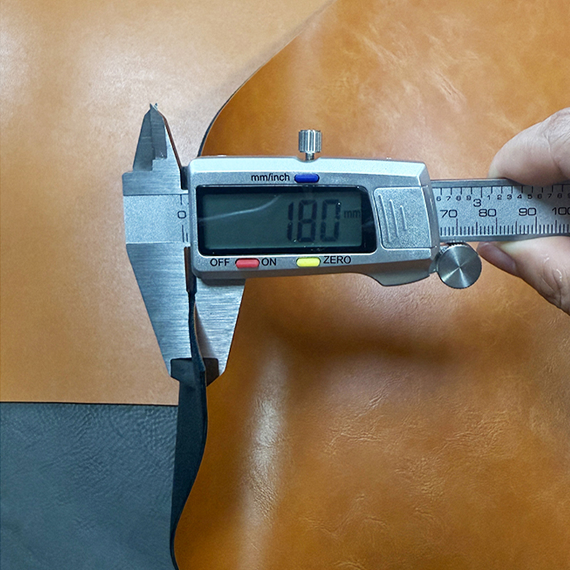 1,8 MM Laserbare Kunstleder-Bögen Mit Kleber / Ohne Kleber 1,8 MM Laserbare Kunstleder-Bögen Mit Kleber / Ohne Kleber